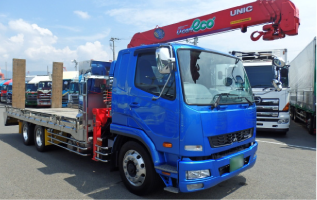 クレーン付重機運搬車